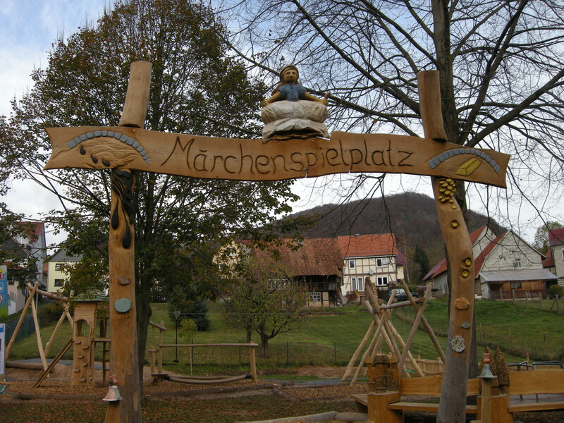 Mackenroder Märchenspielplatz, Eingang, Bild: Quelle: RAG Eichsfeld